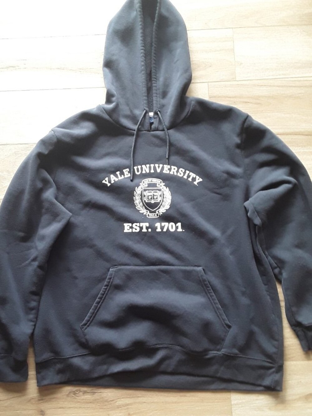 Yale University Hoodie Mens XL Blue Hoodie Pullover Sweater Sweatshirt College